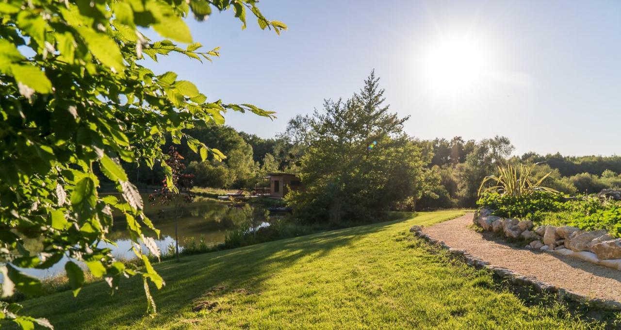 Lacabane Lodge Nature Saint-Vivien  Exterior foto